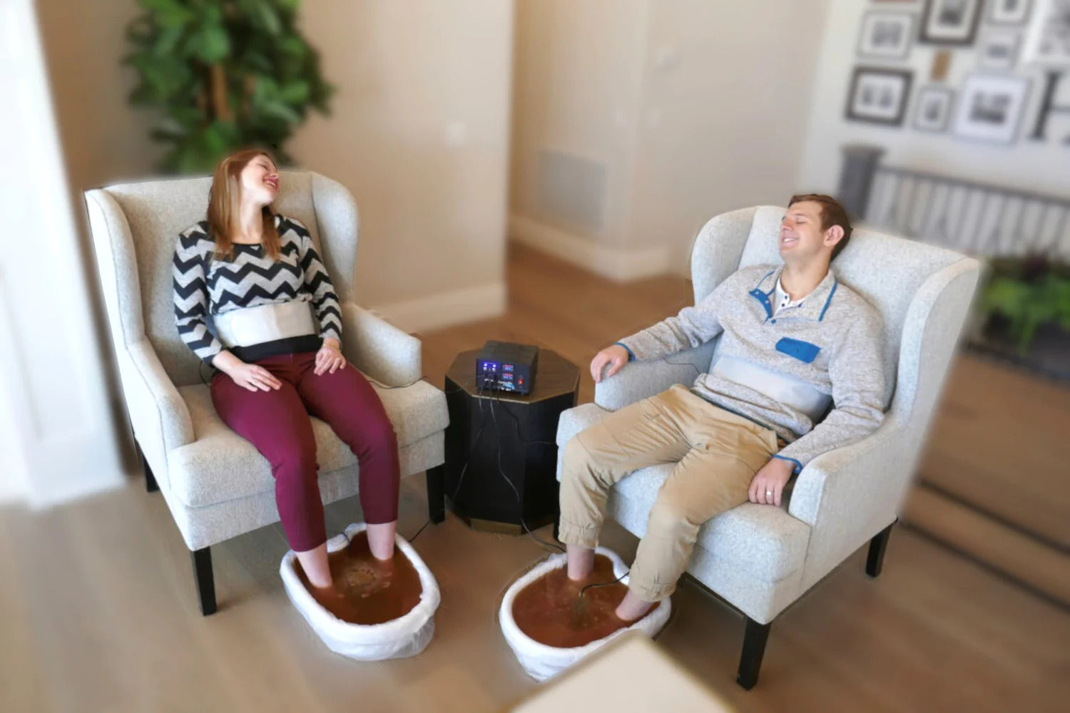 two people trying out ionic foot detox
