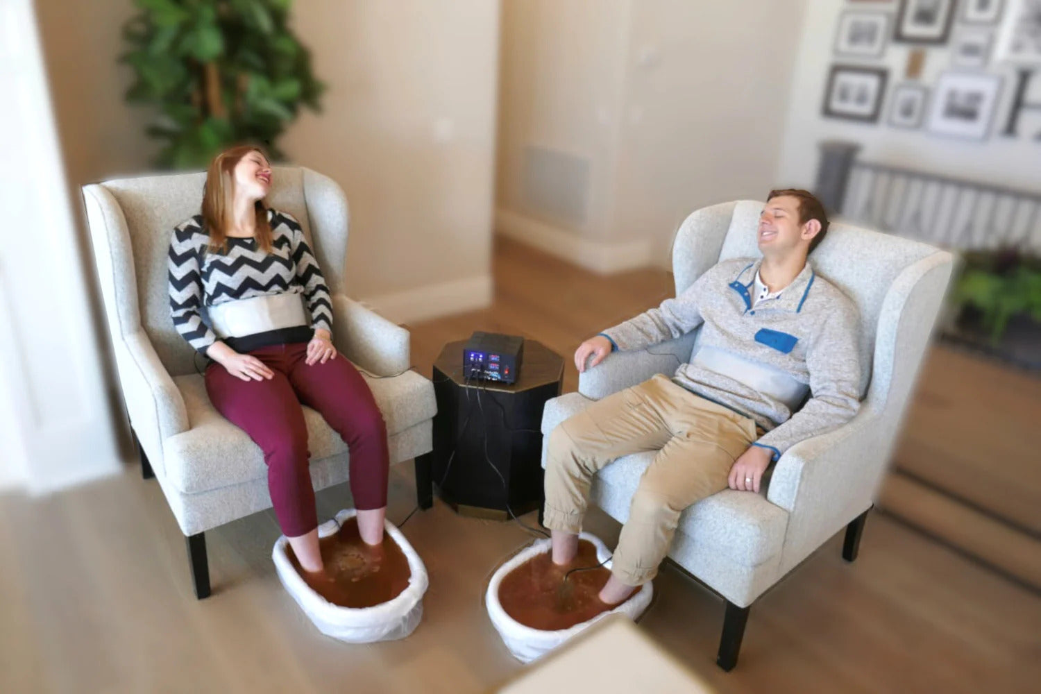 two people trying out ionic foot detox 