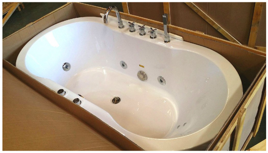 Hydrotherapy Whirlpool Jetted Bathtub – Freestanding Indoor Soaking Spa Tub with Jets, Shower Wand & Faucet - White