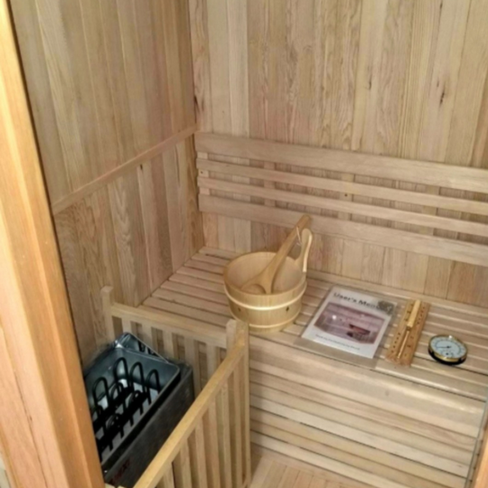Canadian Hemlock Indoor Spa HOT Traditional Wet / Dry Steam Sauna 6 KW heater for 1 or 2 Person- Interior