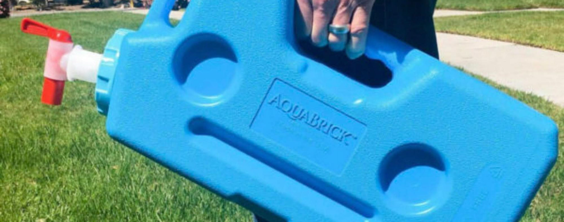 Sagan AquaBrick Water Storage Container with Spigot Cap