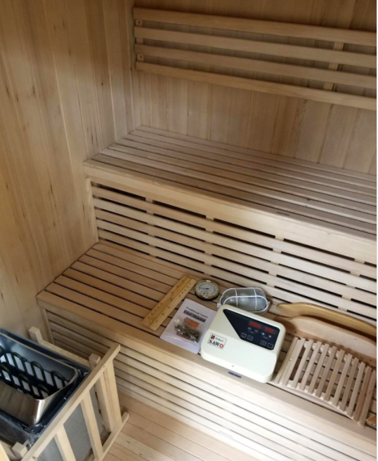 Canadian Hemlock Indoor Wet Dry Traditional Steam Sauna Spa for 4 to 6- Interior